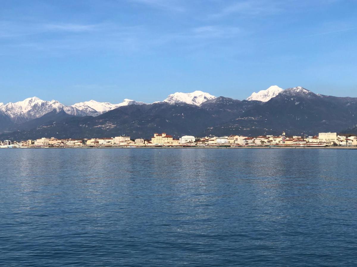 Riva Dei Fiori Viareggio Exterior foto